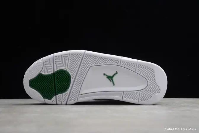 Kick Theory Jordan CT8527-113 Green Pine Air 4 0523